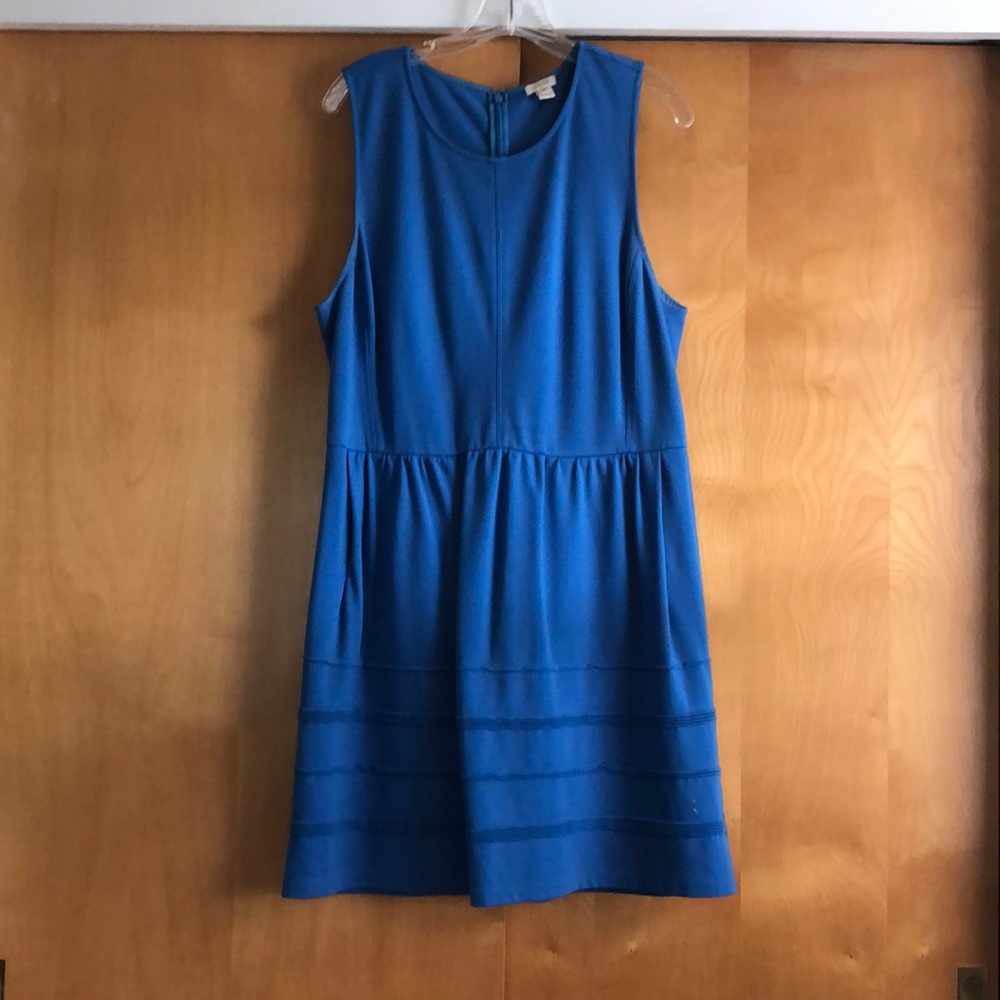 Blue dress